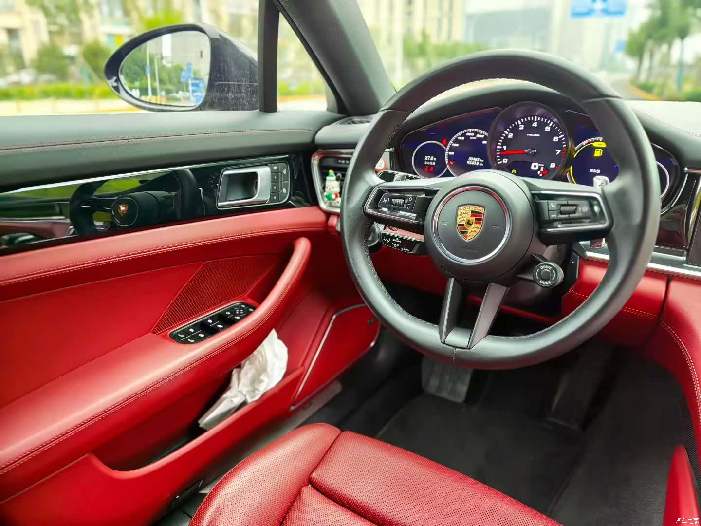 Porsche Panamera, 2022 все фото