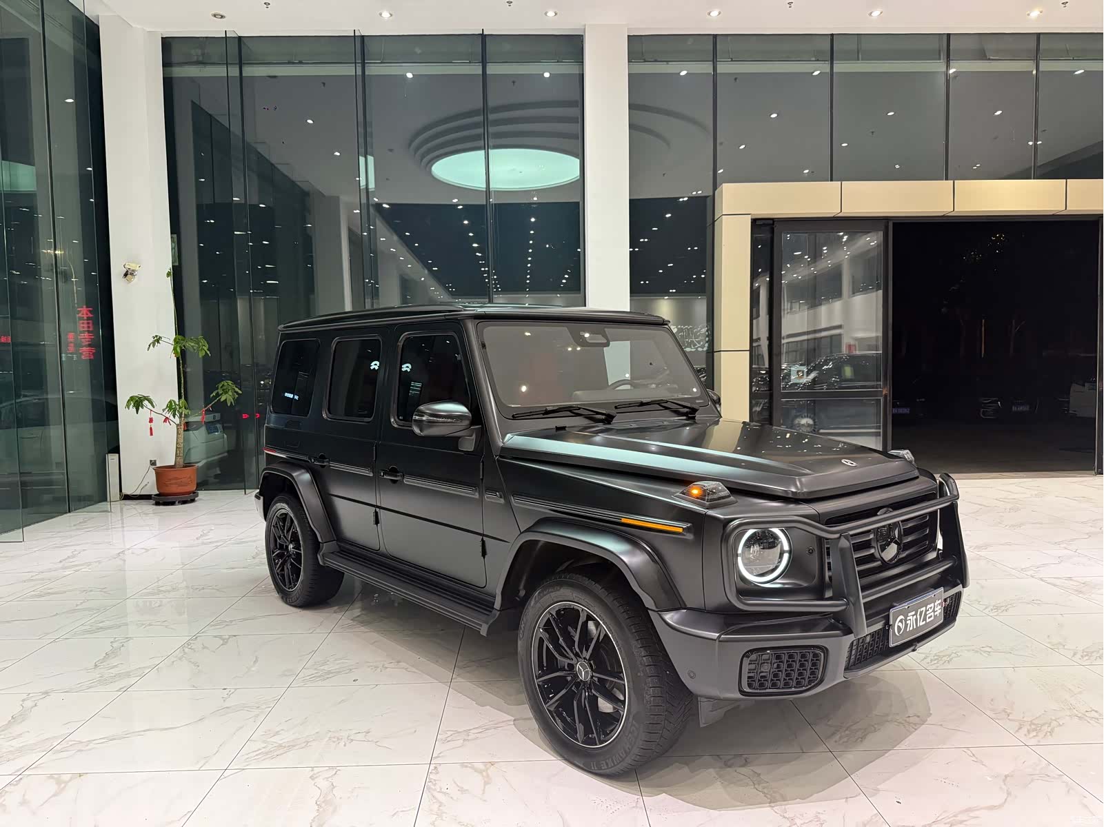 Mercedes-Benz G-Class, 2025 2