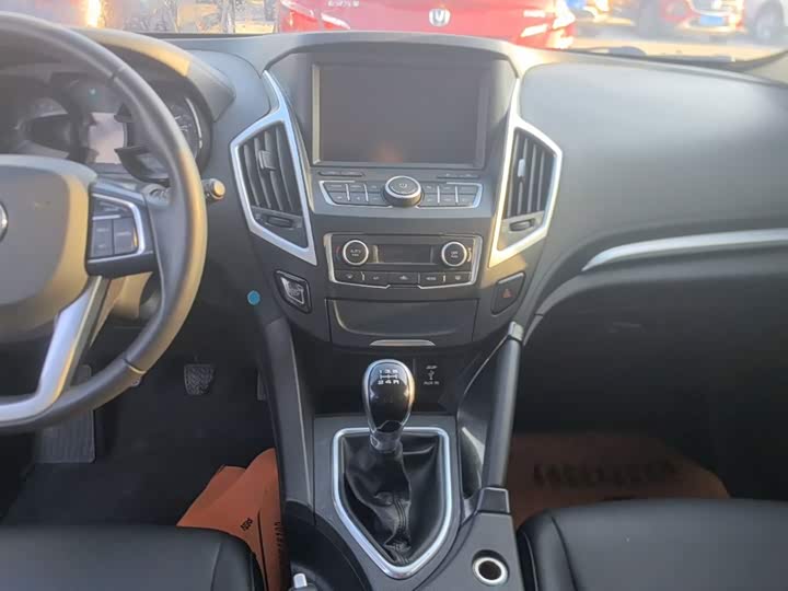 Aeolus AX7 2015 2.0L МКПП zhi yi xing