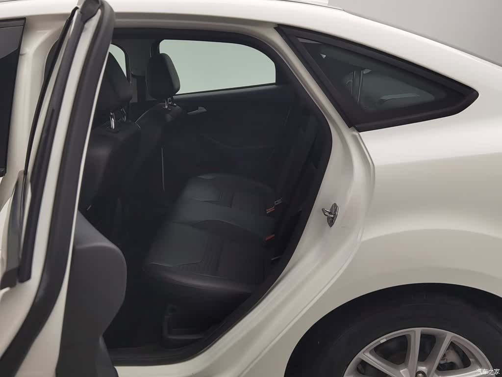 Ford Focus, 2016 15