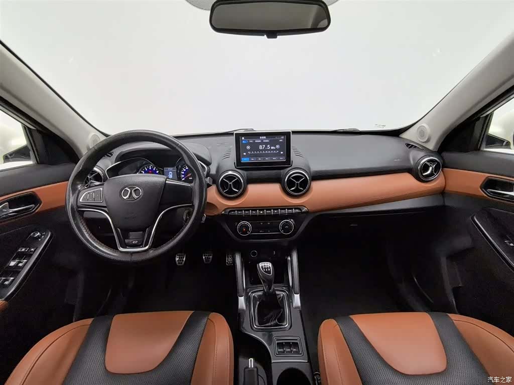 BAIC X35, 2016 все фото