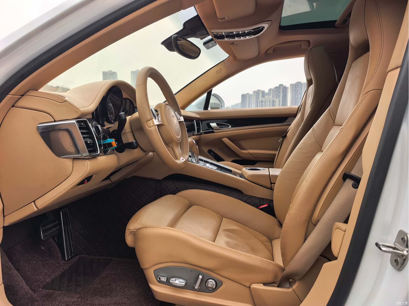Porsche Panamera, 2014 4