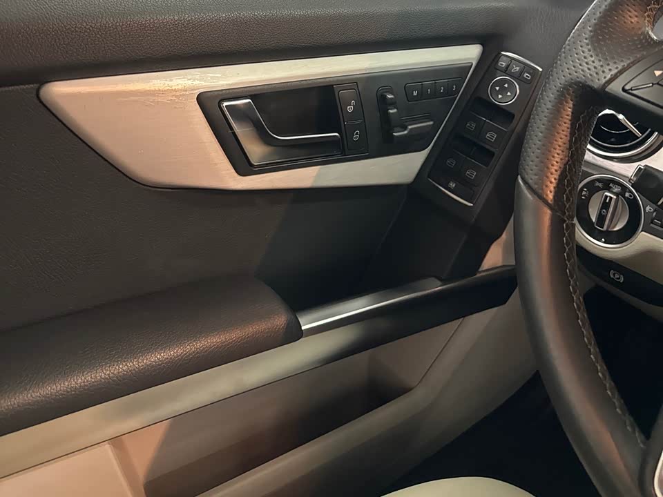 Mercedes-Benz GLK class