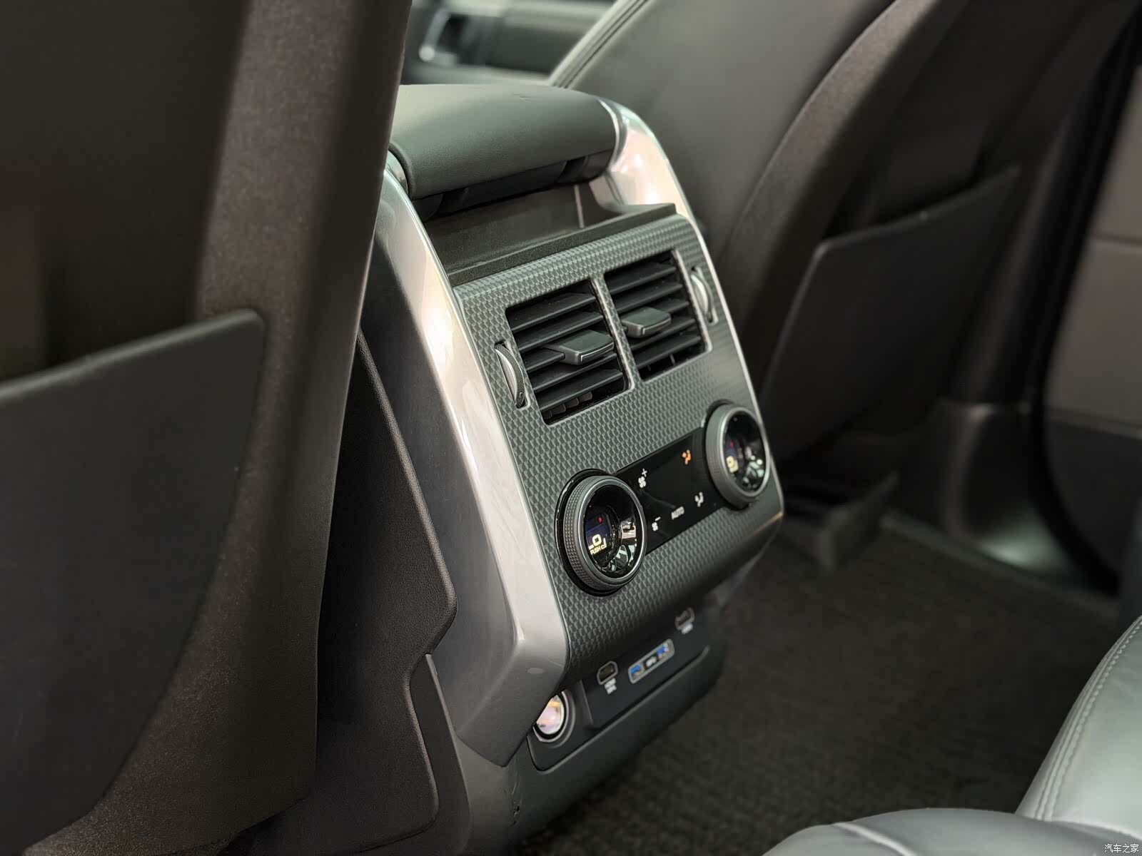 Land Rover Range Rover, 2020 11