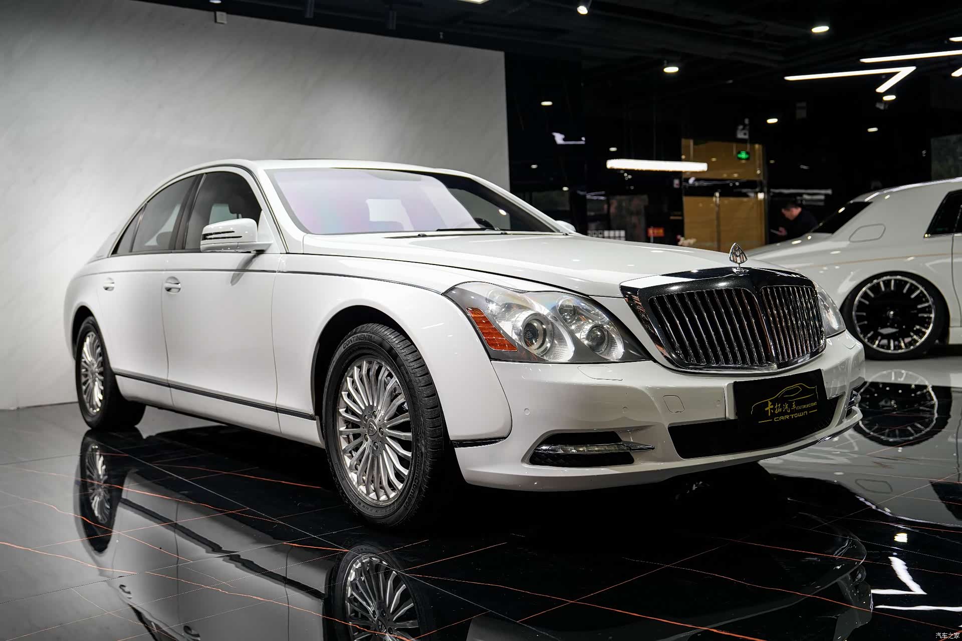 Maybach 57, 2012 3