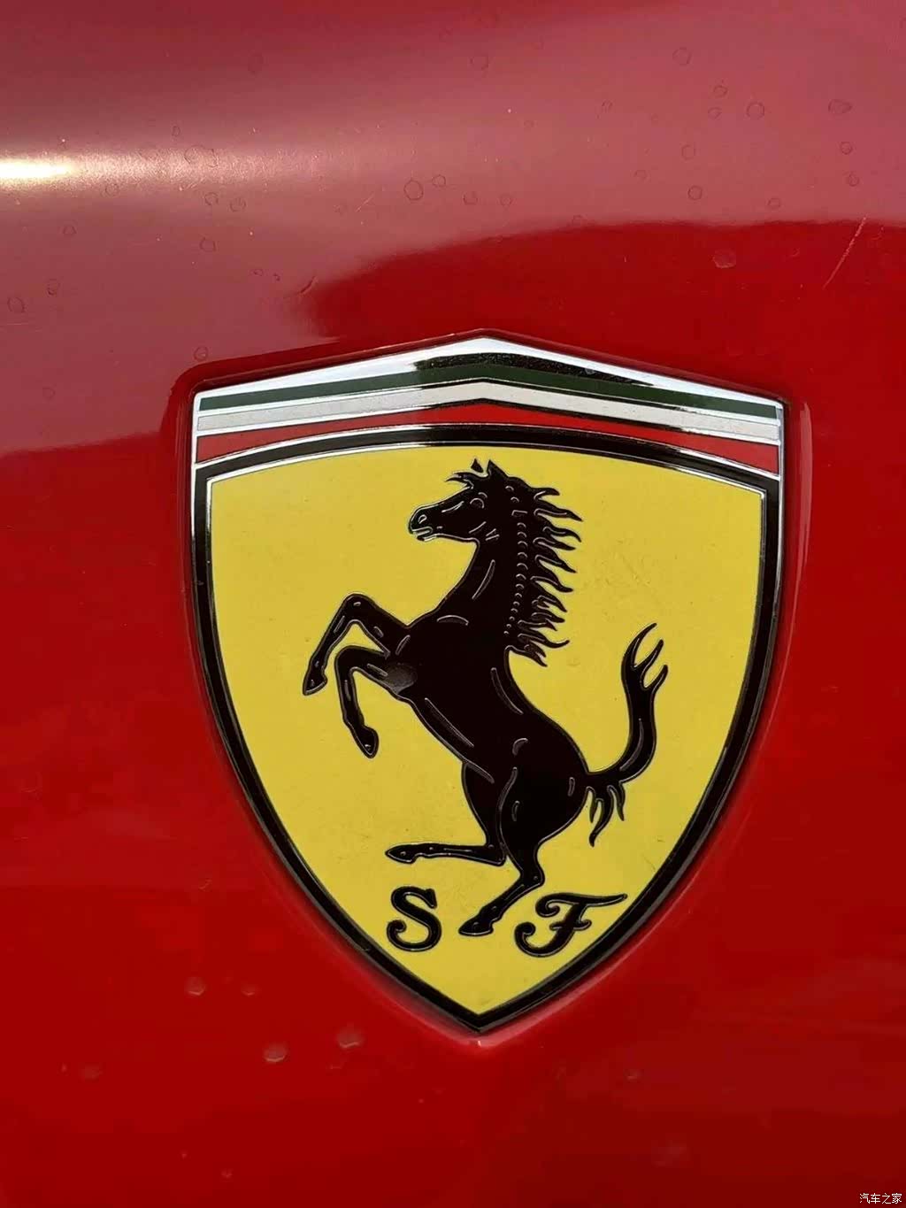 Ferrari 488, 2018 13