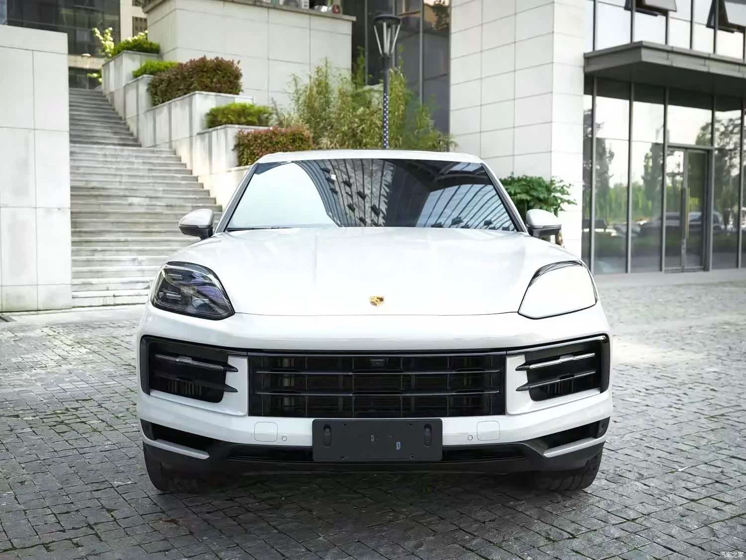 Porsche Cayenne, 2024 2