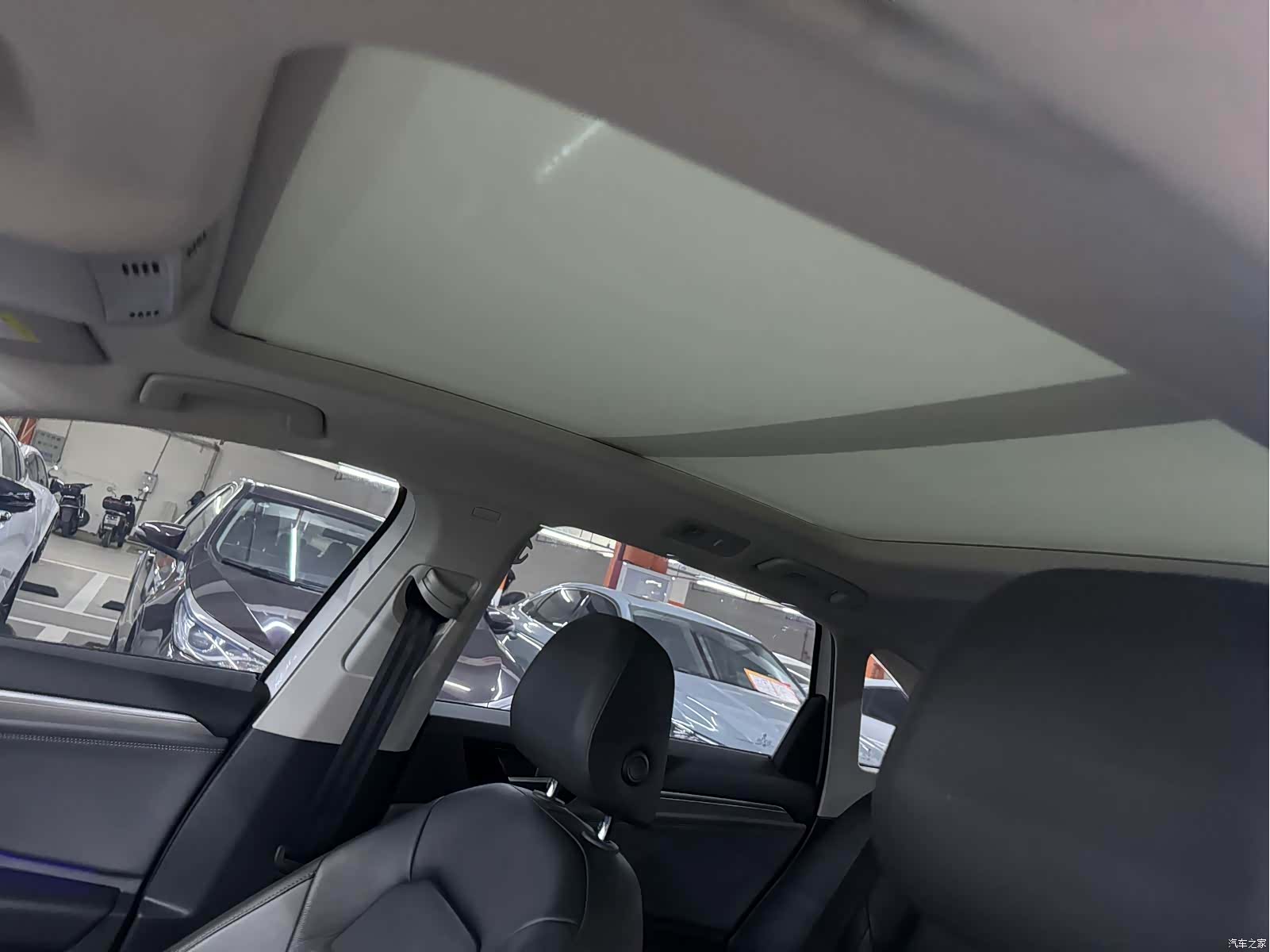 Volkswagen Sagitar, 2021 все фото