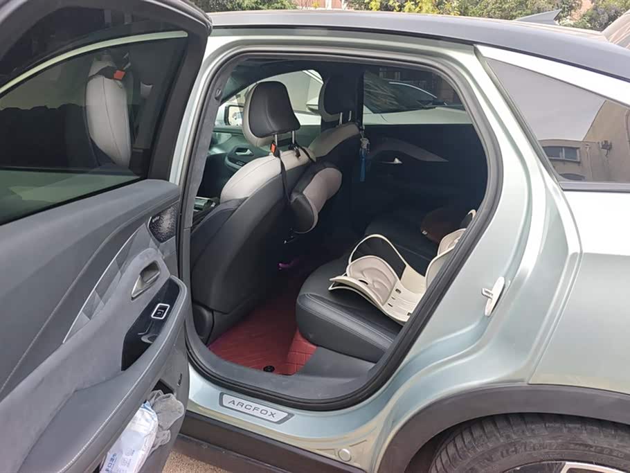 ARCFOX Polar Fox Alpha S