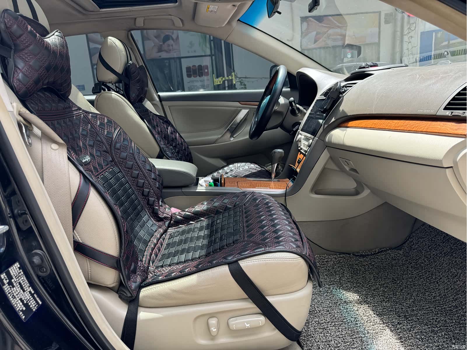 Toyota Camry, 2011 7