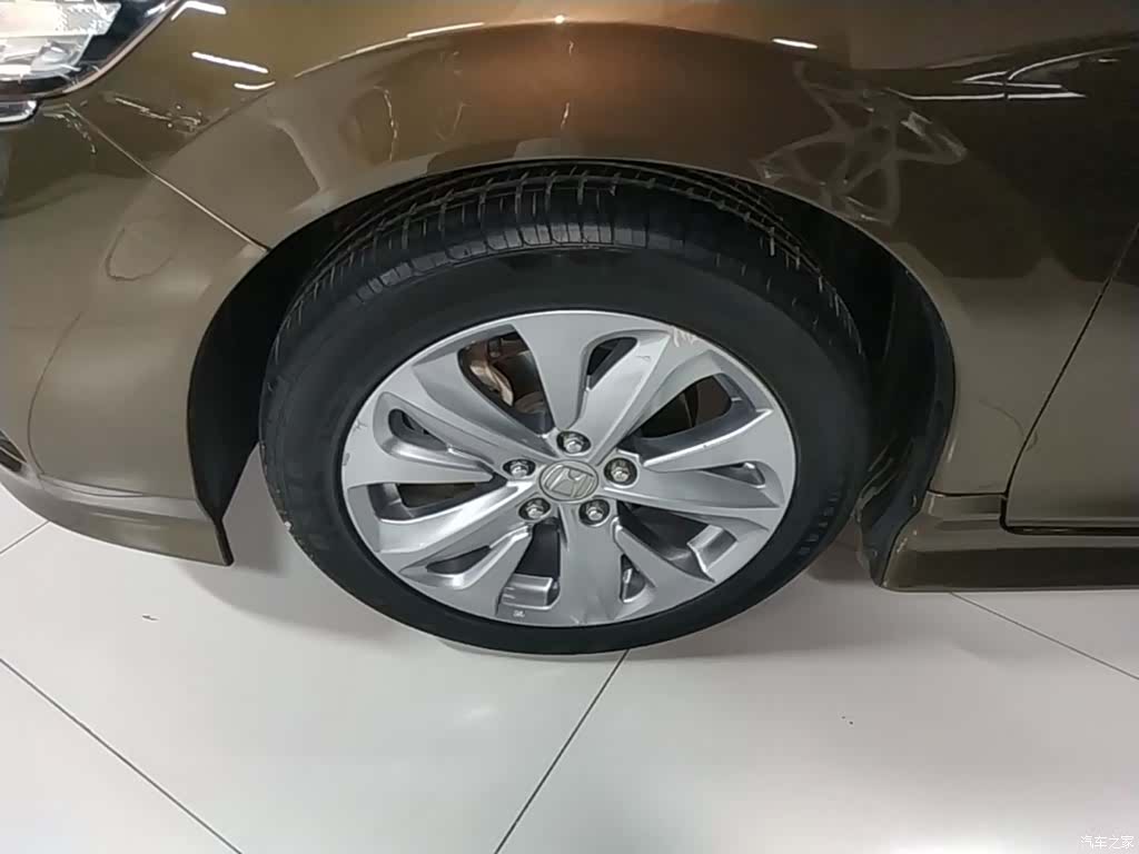 Honda Jade, 2017 23