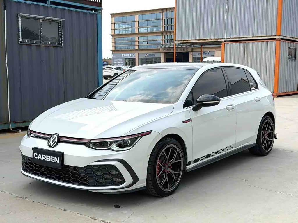 Volkswagen Golf GTI