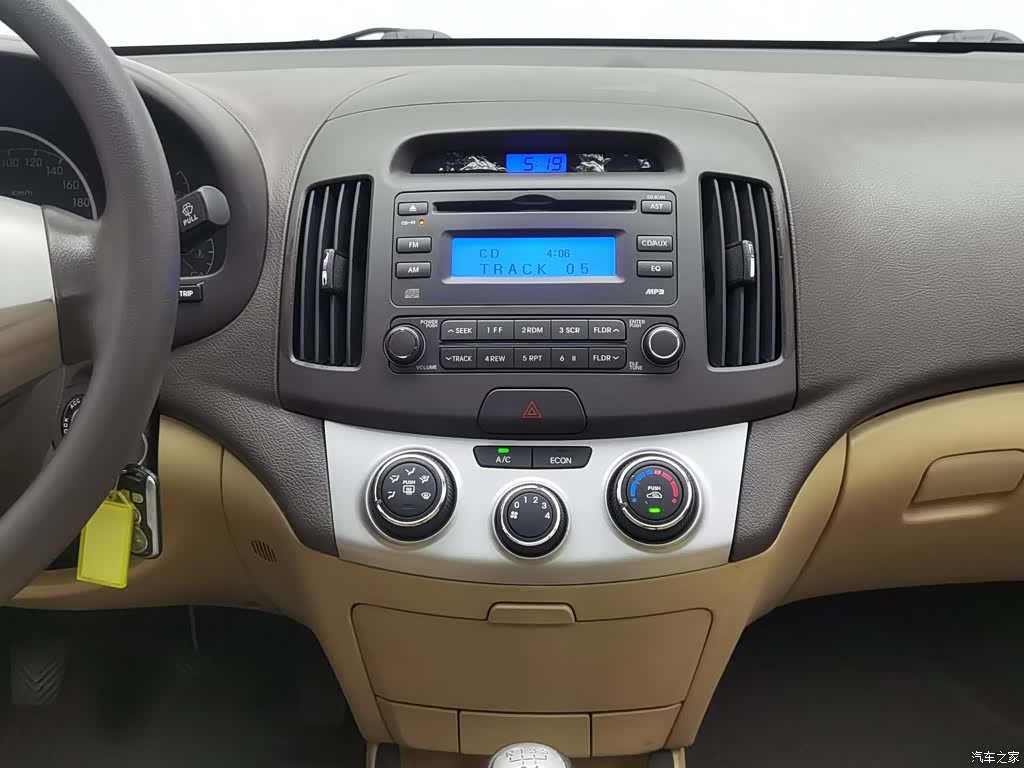 Hyundai GLS, 2010 12