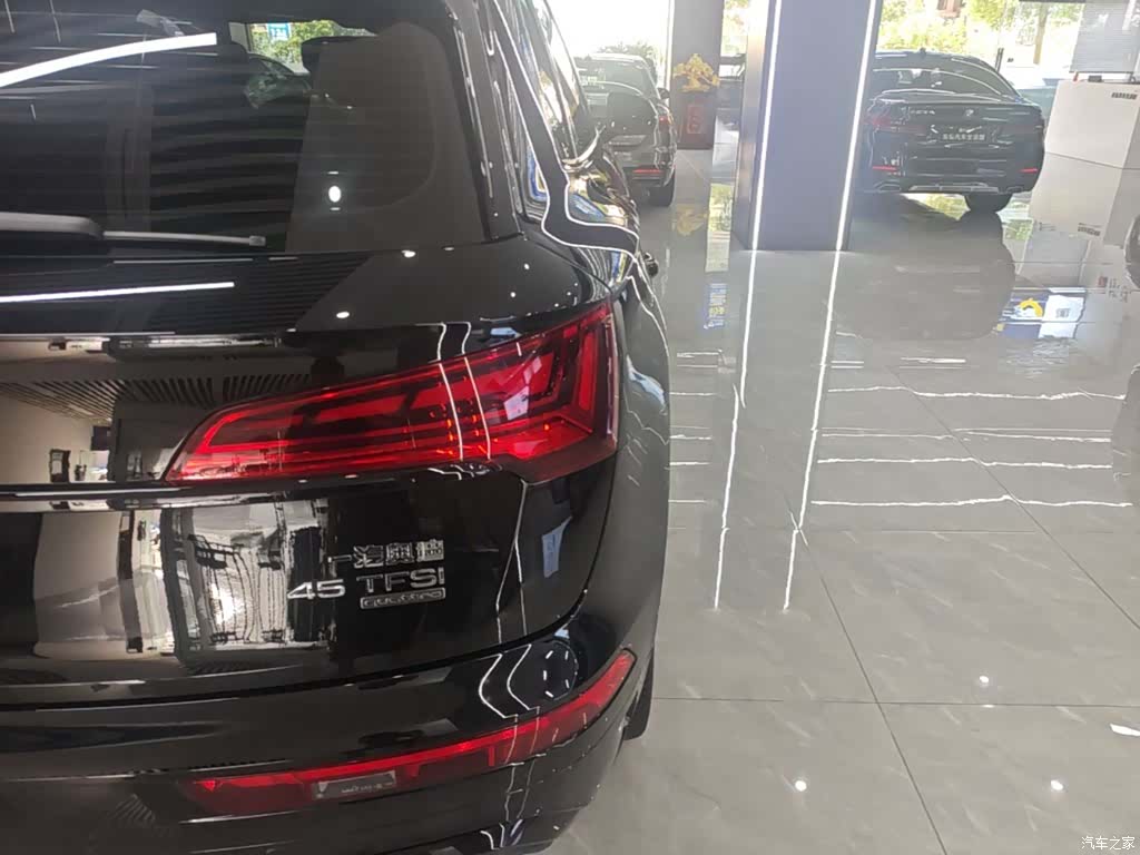Audi Q5L, 2025 8
