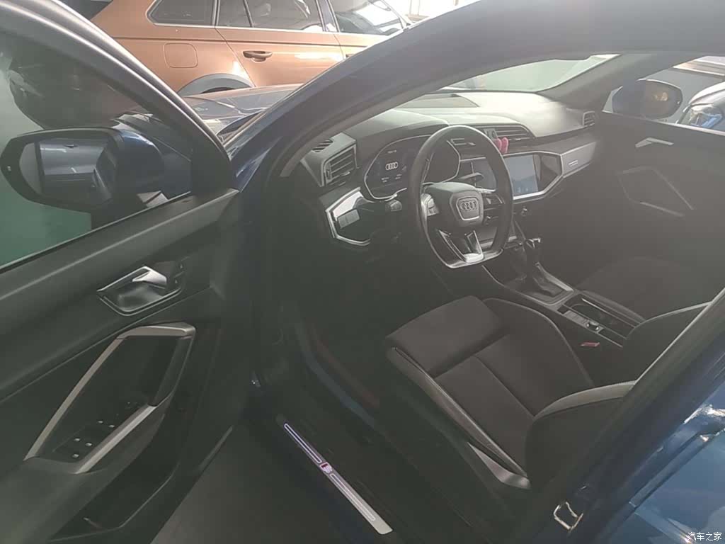 Audi Q3, 2020 16