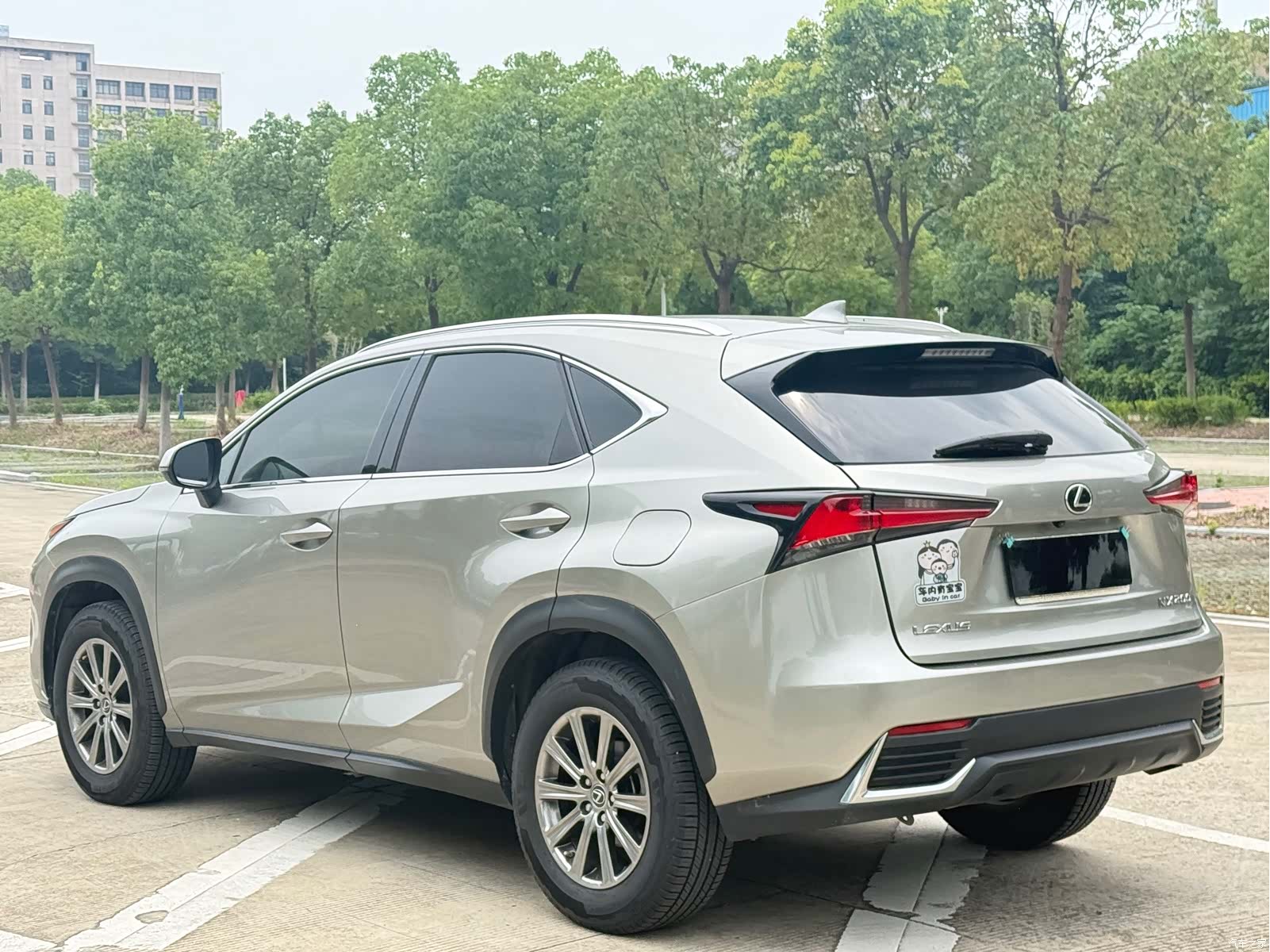 Lexus NX, 2017 4