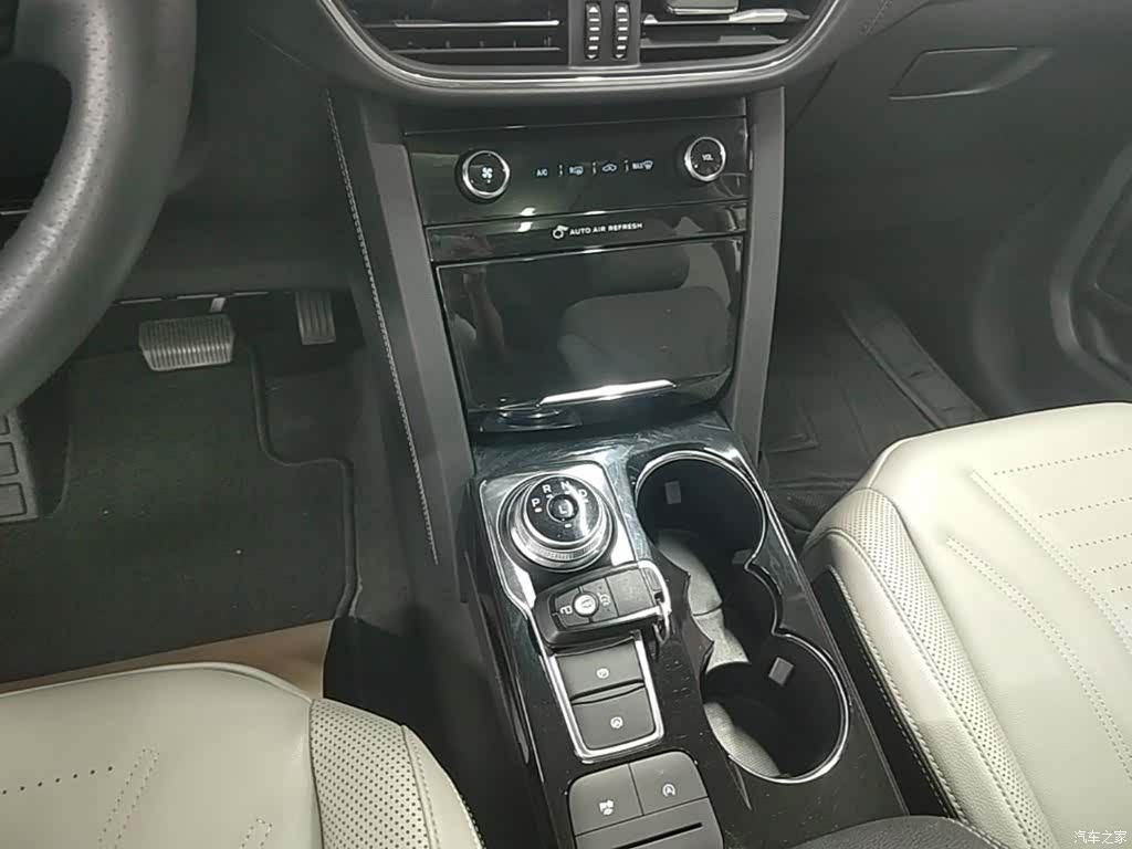 Ford Escape, 2020 14