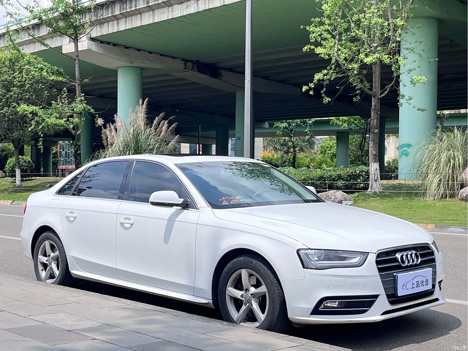 Audi A4L, 2015 3