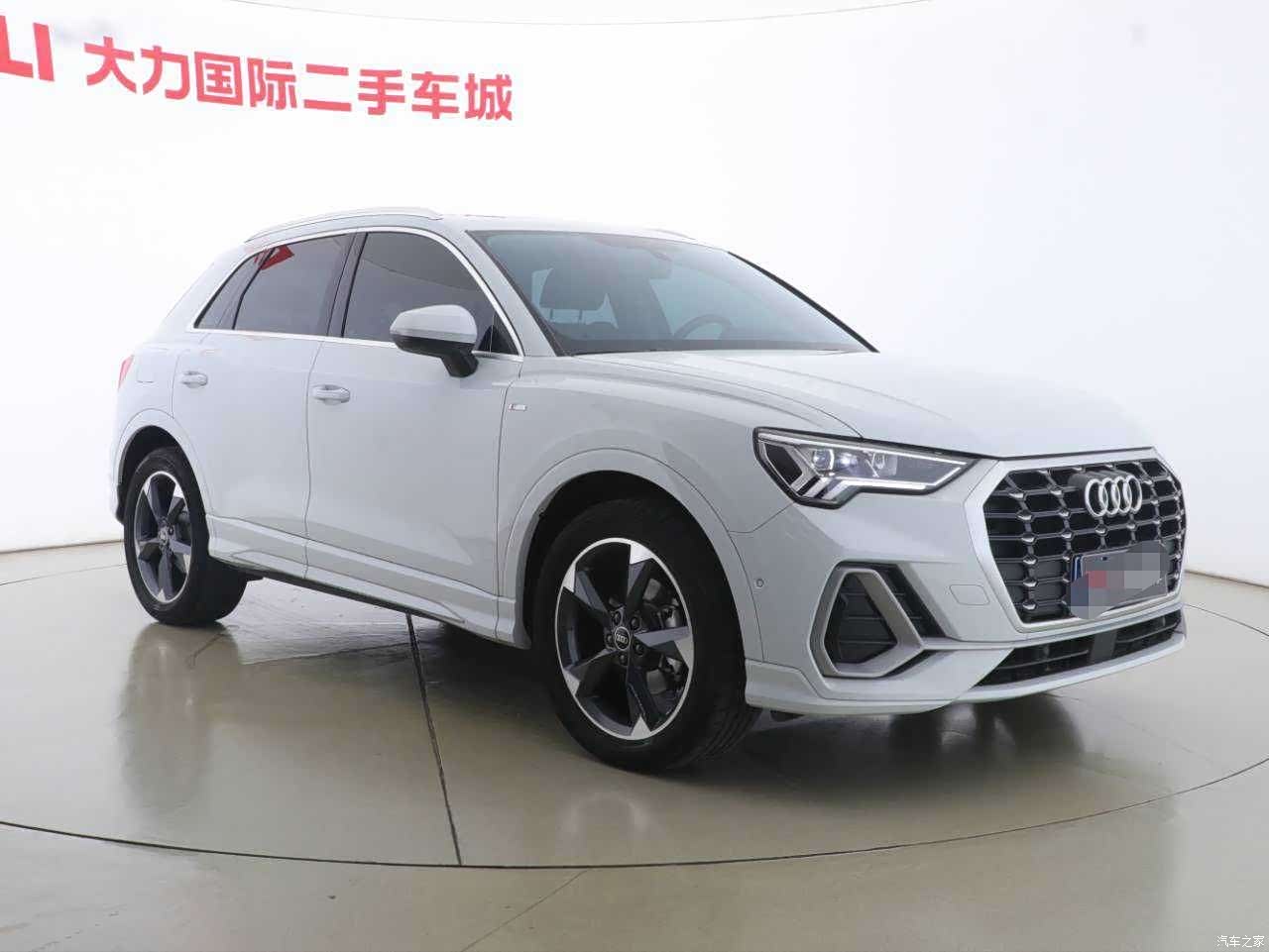 Audi Q3, 2023 3