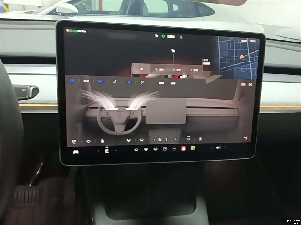 Tesla Model Y, 2024 13