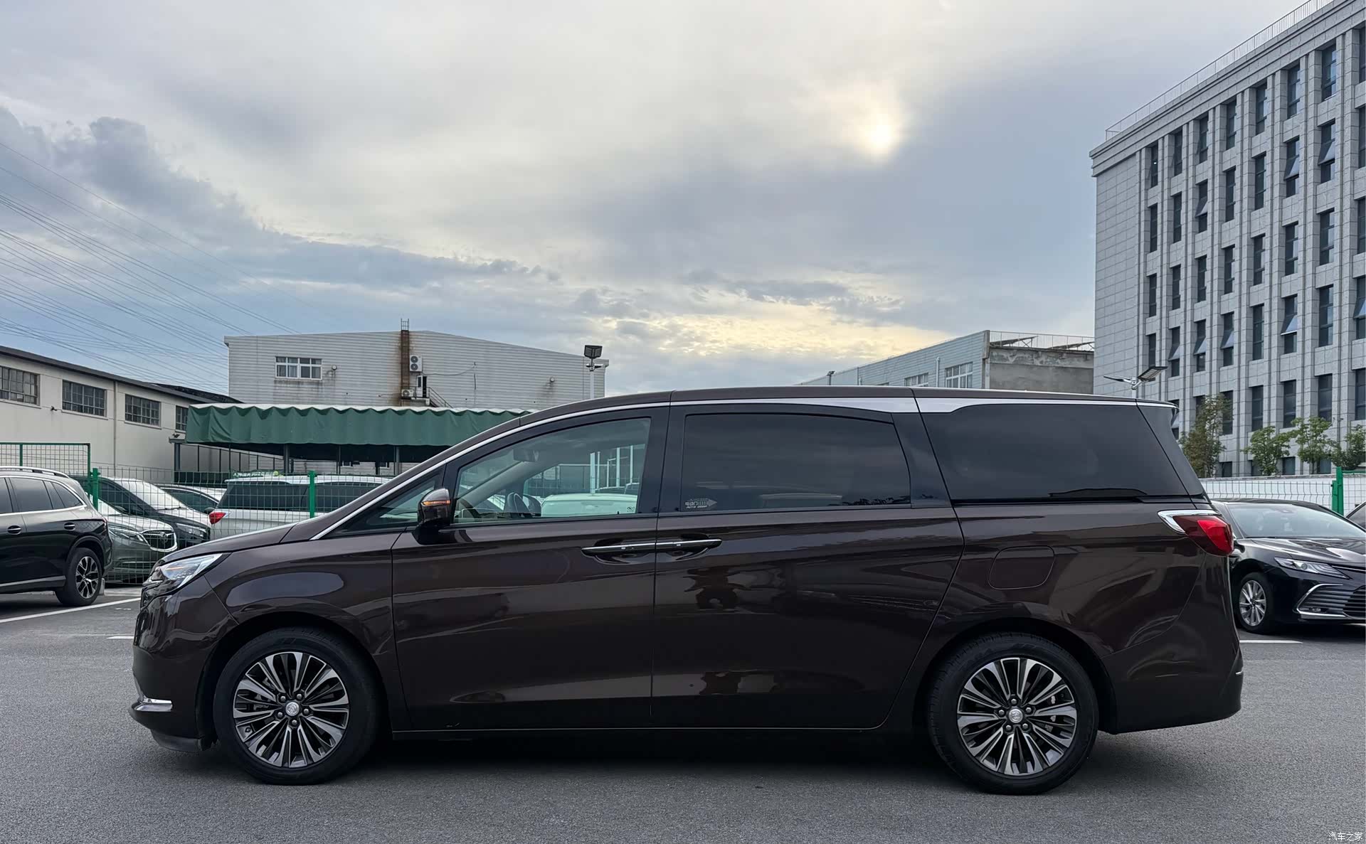 Buick GL8, 2021 20
