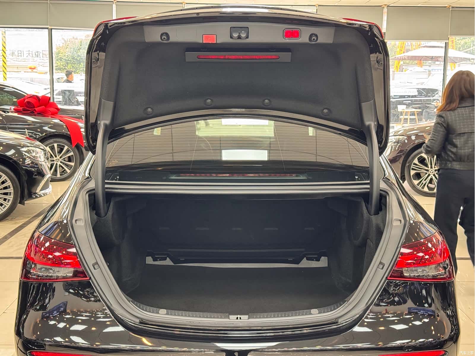 Mercedes-Benz E-Class, 2021 21