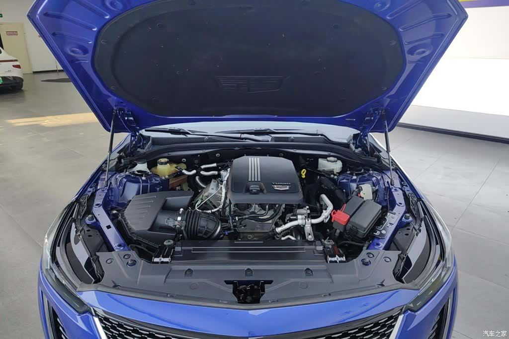 Cadillac CT5, 2021 10