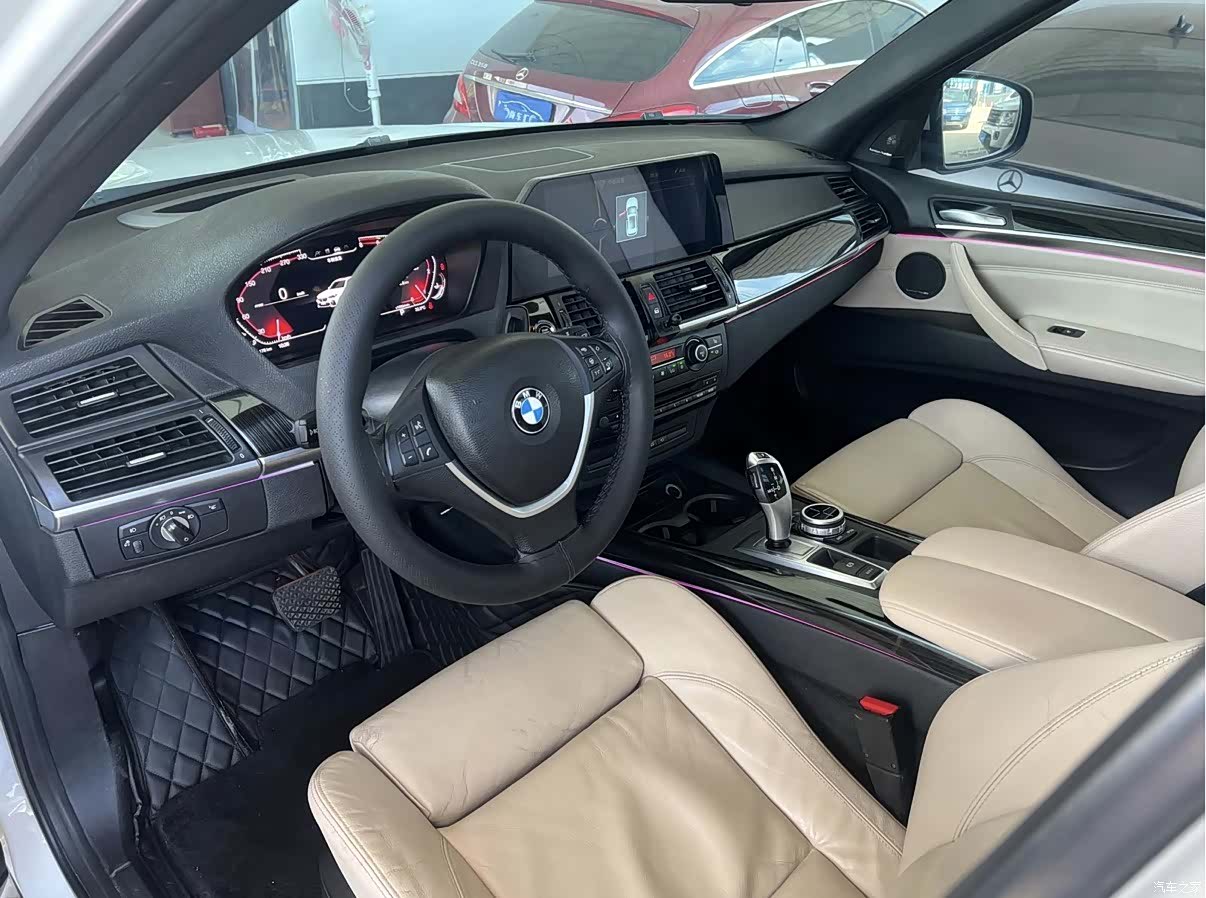 BMW X5, 2011 10
