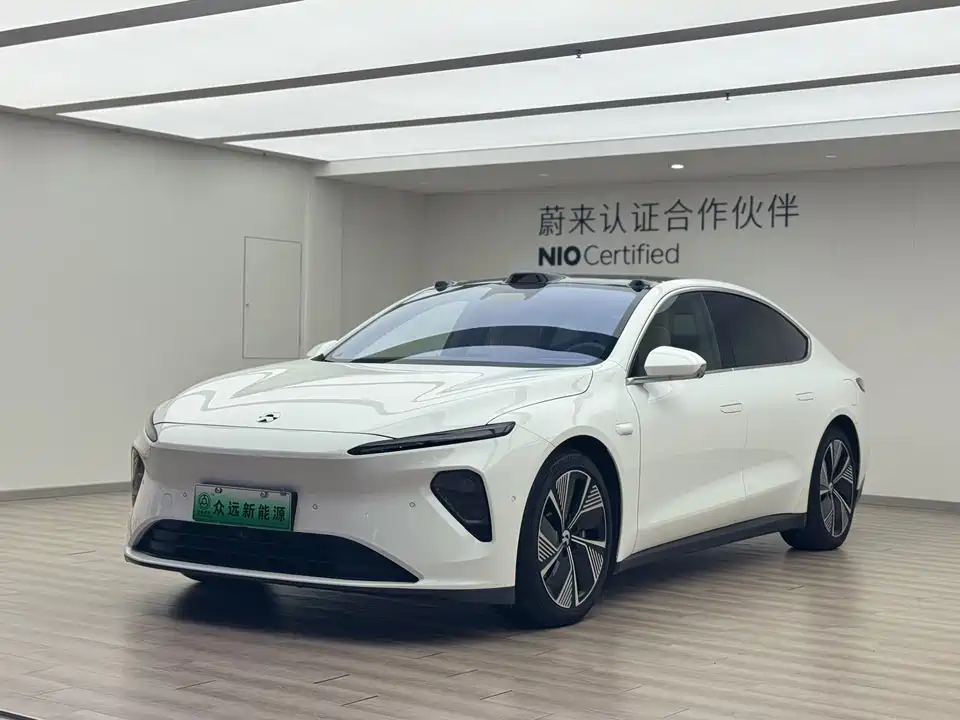 NIO ET7