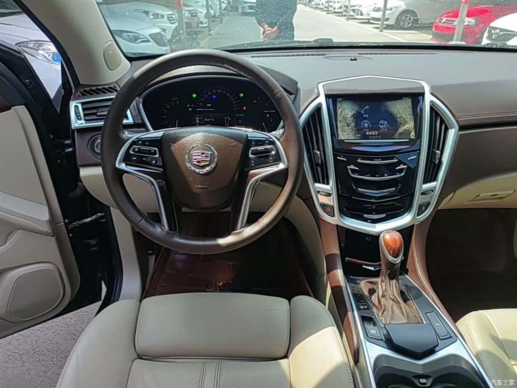 Cadillac SRX, 2014 11