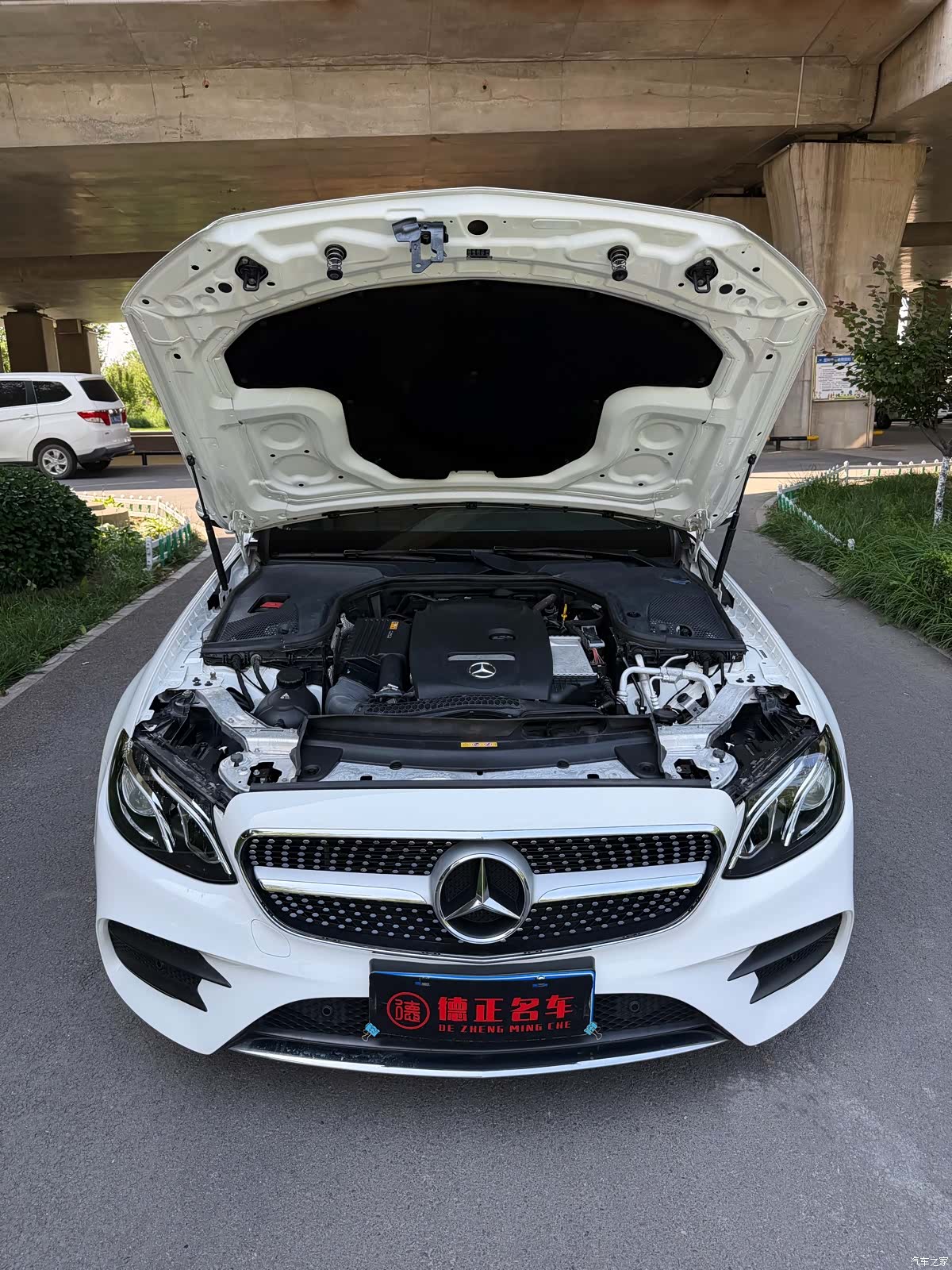 Mercedes-Benz E-Class, 2018 14