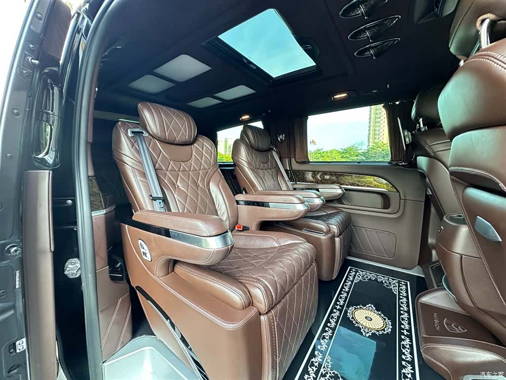 Mercedes-Benz V-Class, 2020 9