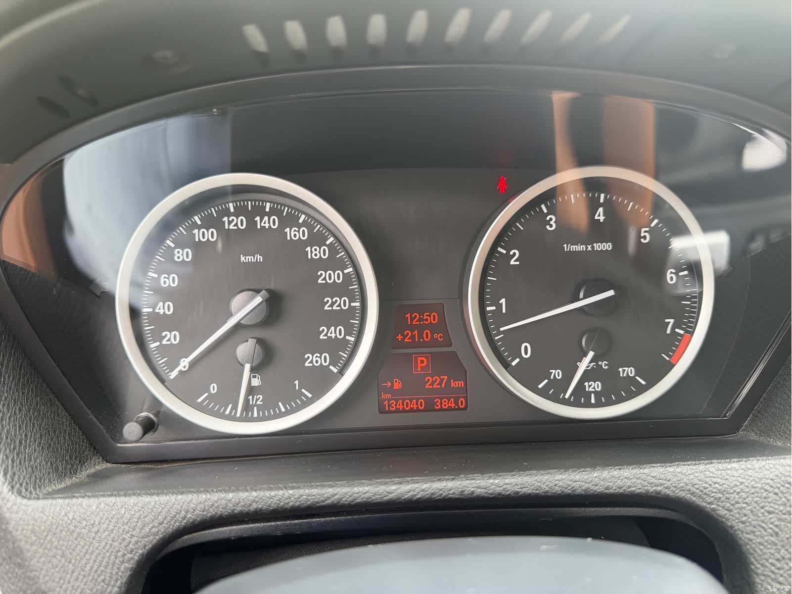 BMW X6, 2013 12