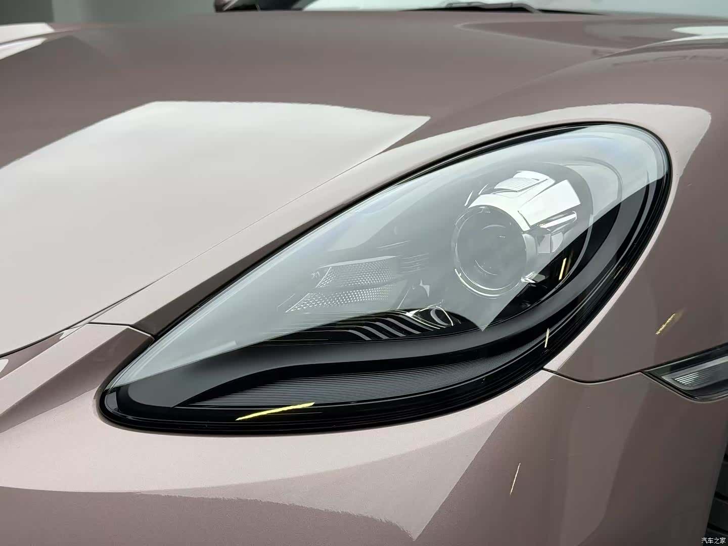 Porsche Boxster, 2022 3