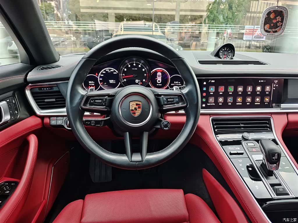 Porsche Panamera, 2023 6