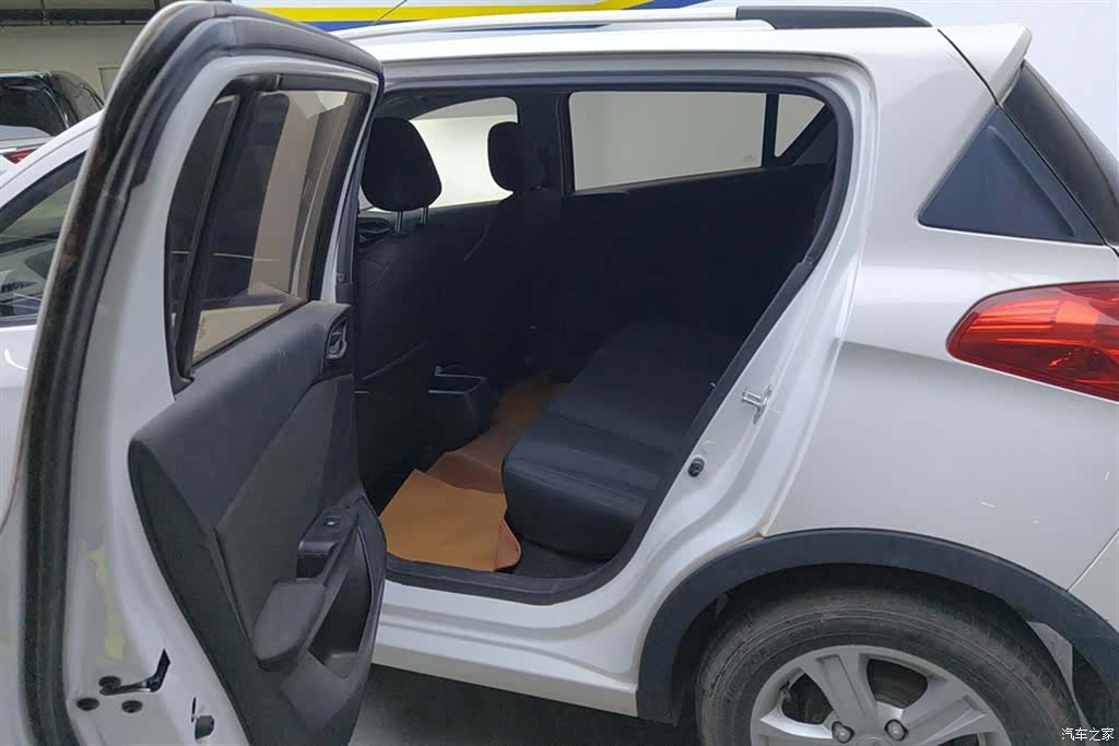 Wuling 310, 2021 11
