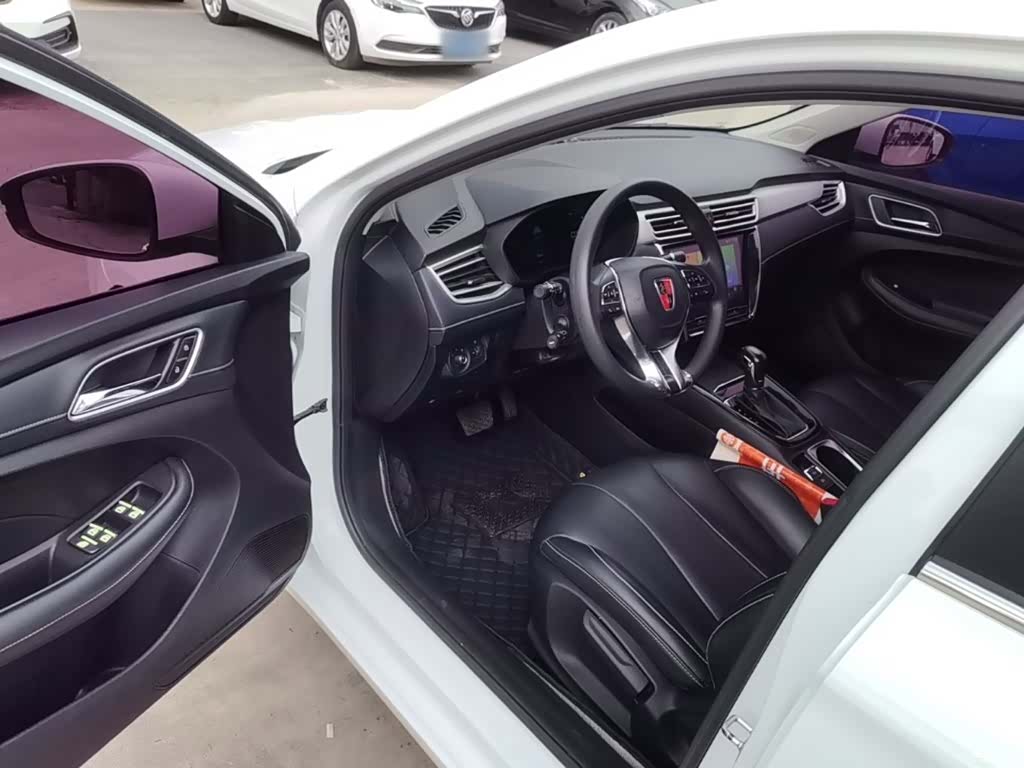 Roewe i5, 2021 12