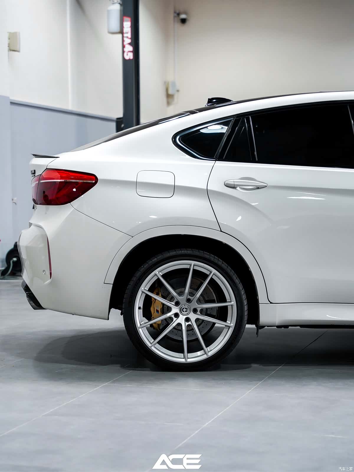 BMW X6, 2017 10