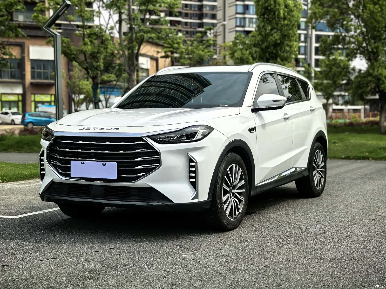 Jetour X70, 2023 1