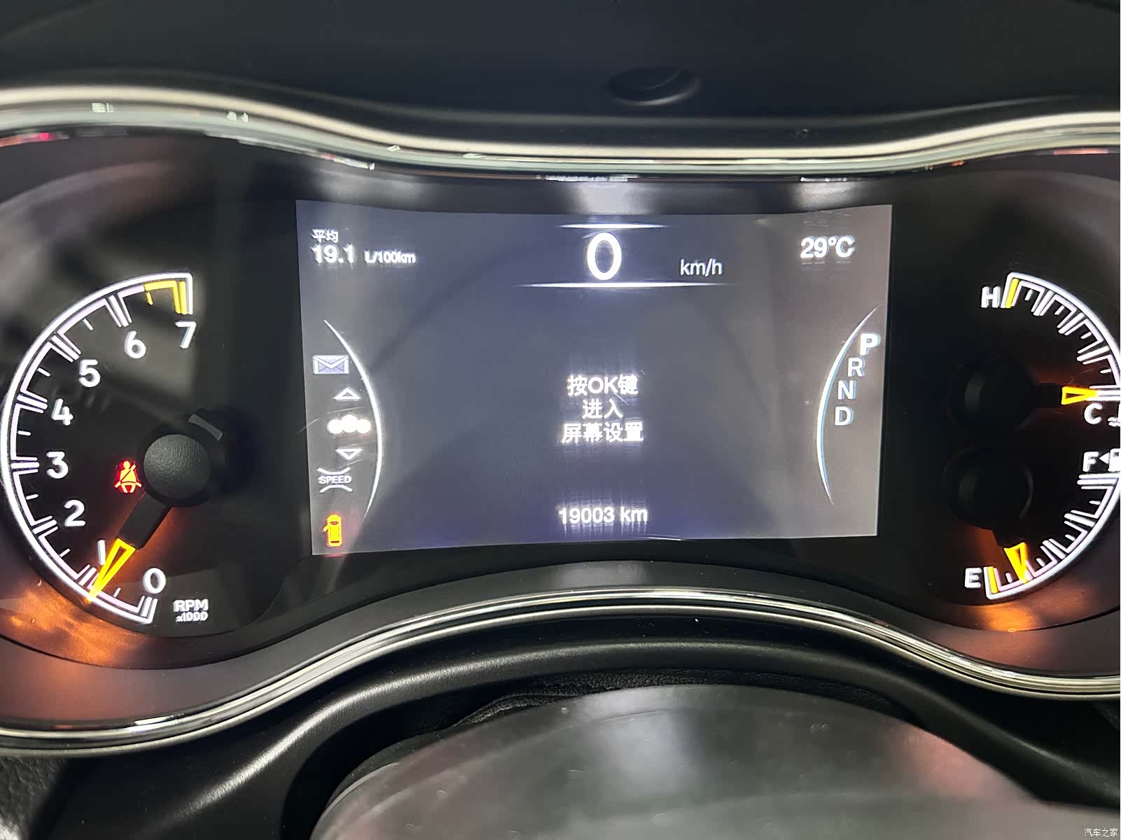 Jeep Grand Cherokee, 2018 13