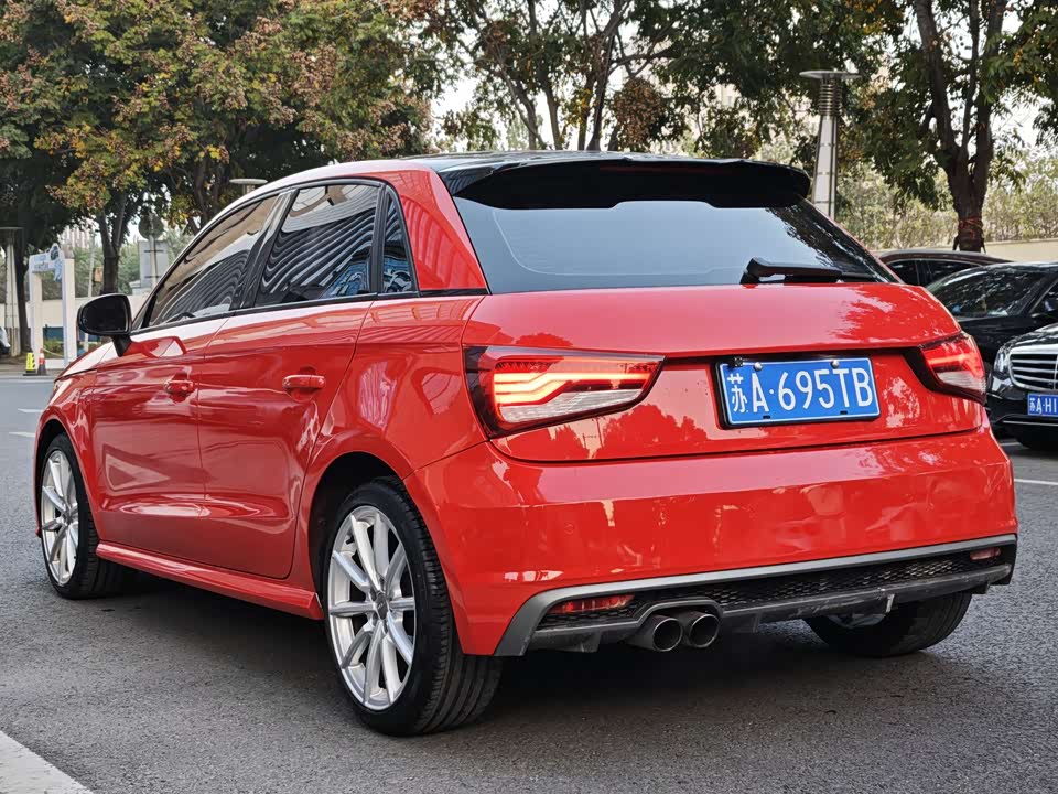 Audi A1