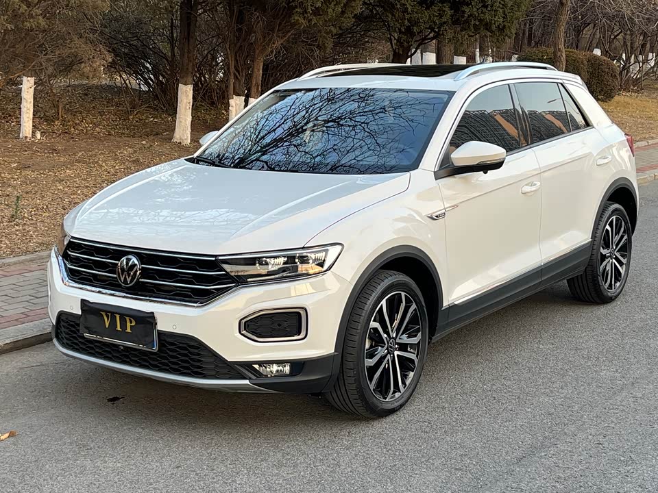 Volkswagen T-ROC exploring Songs