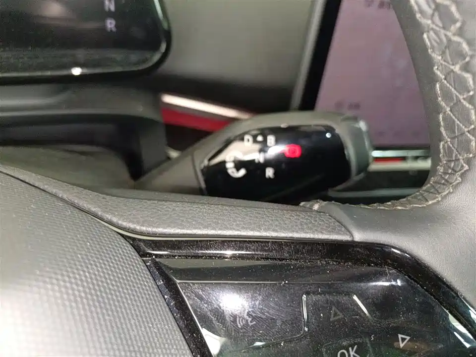 Volkswagen With the crowd 06