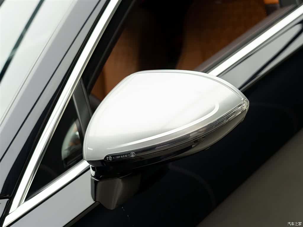 Bentley Flying Spur, 2022 6