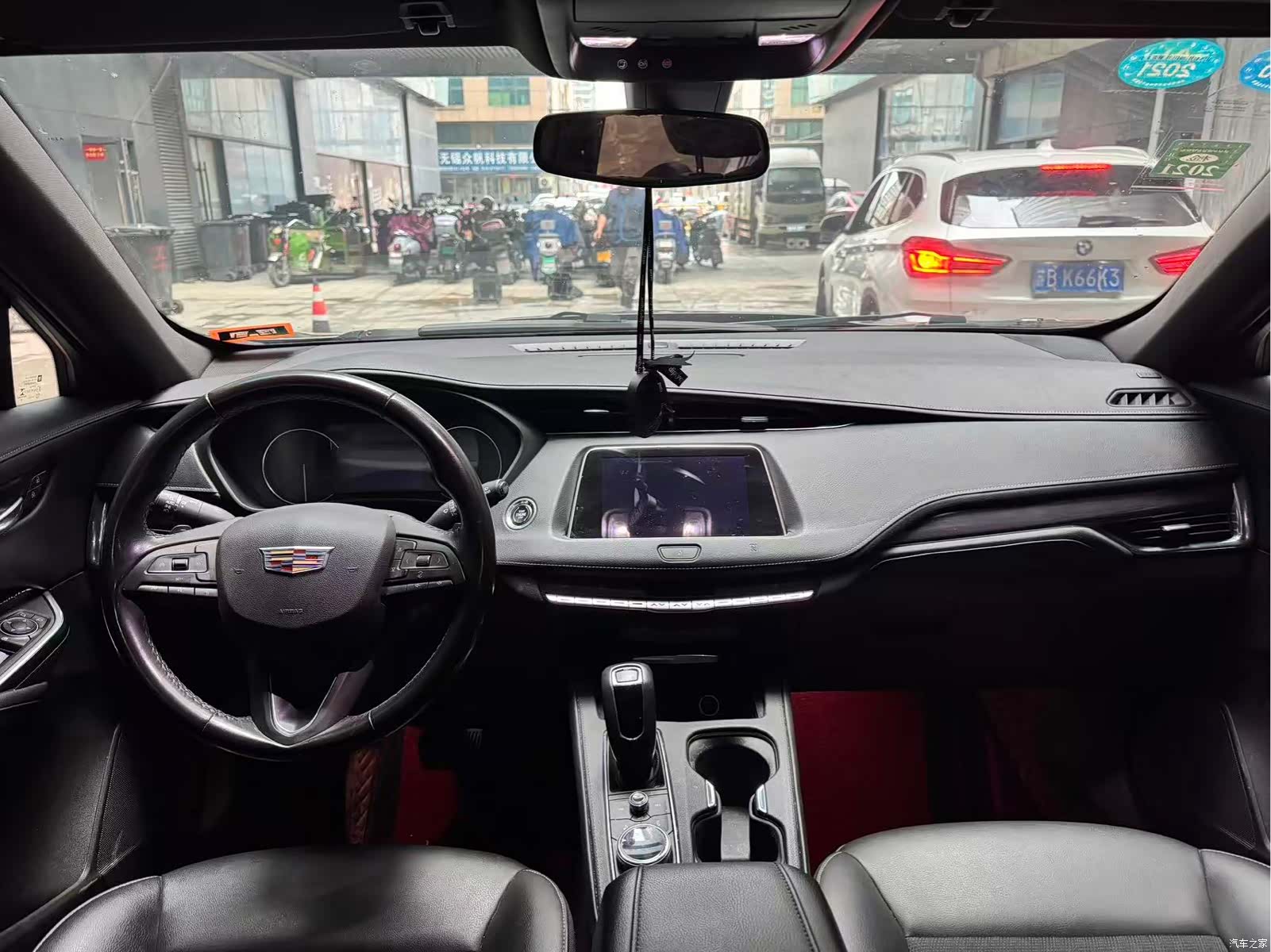 Cadillac XT4, 2019 8