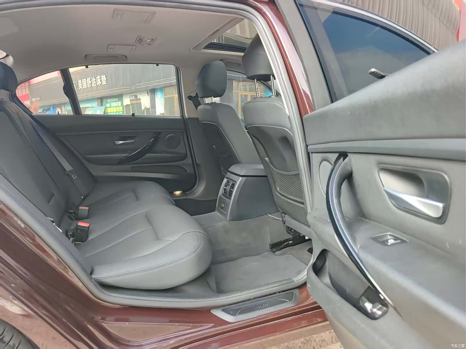BMW 3 Series, 2016 13