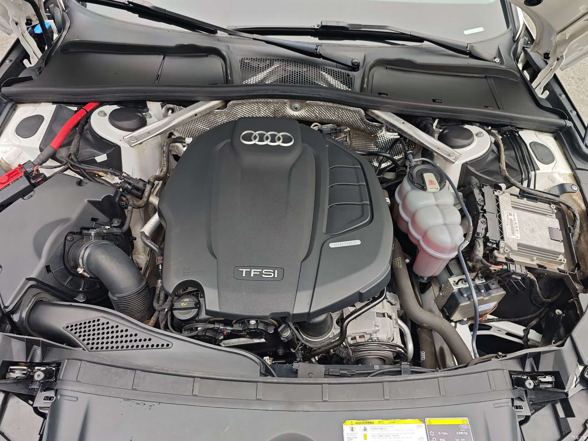 Audi A4L, 2020 8