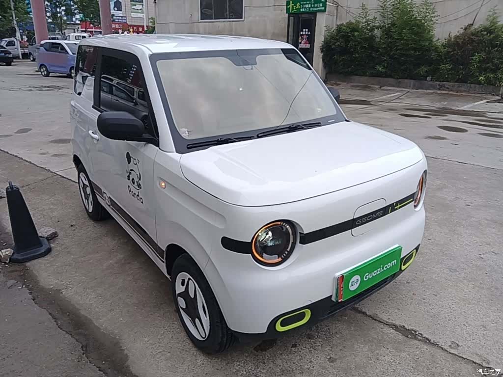 Geely Panda, 2025 4
