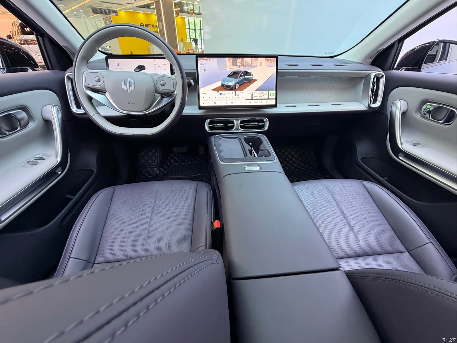 Leapmotor B01, 2025 11