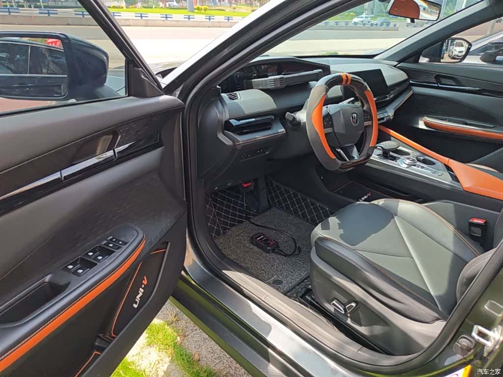 Changan UNI-V, 2023 16